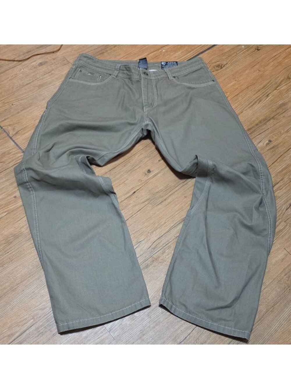 KÜHL Men's Outkast 100% Cotton Canvas Hiking Trail Pants Size 38x32 Olive Green